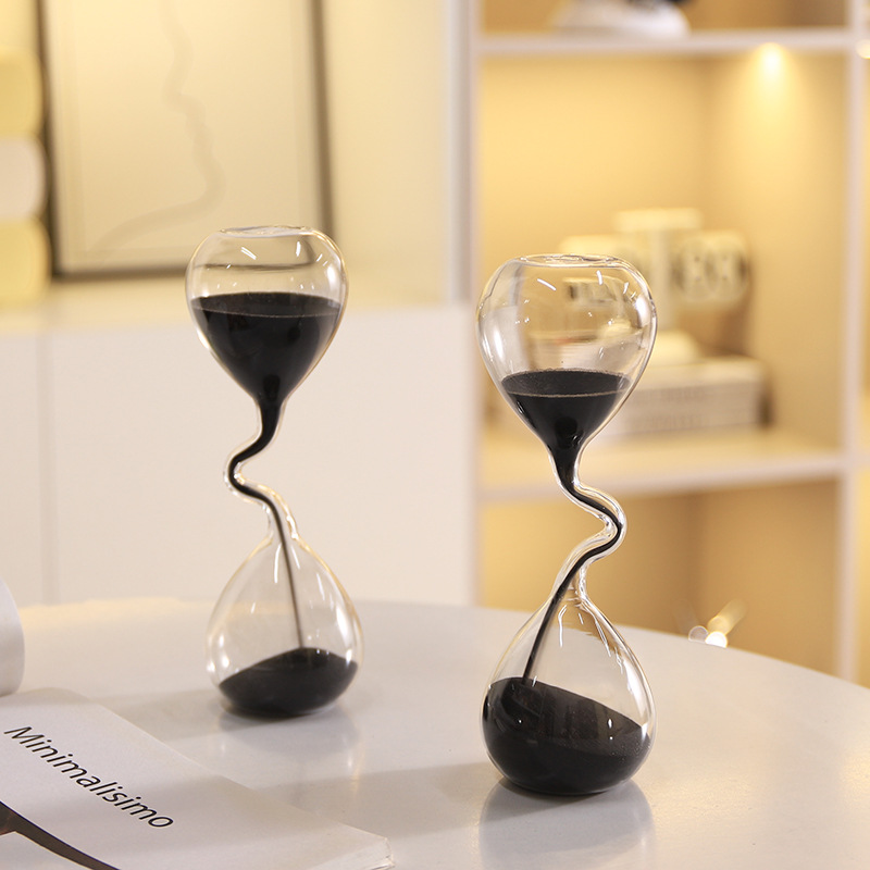 Horloge à sable noire au desig - Interior Design Years Of School avis et prix